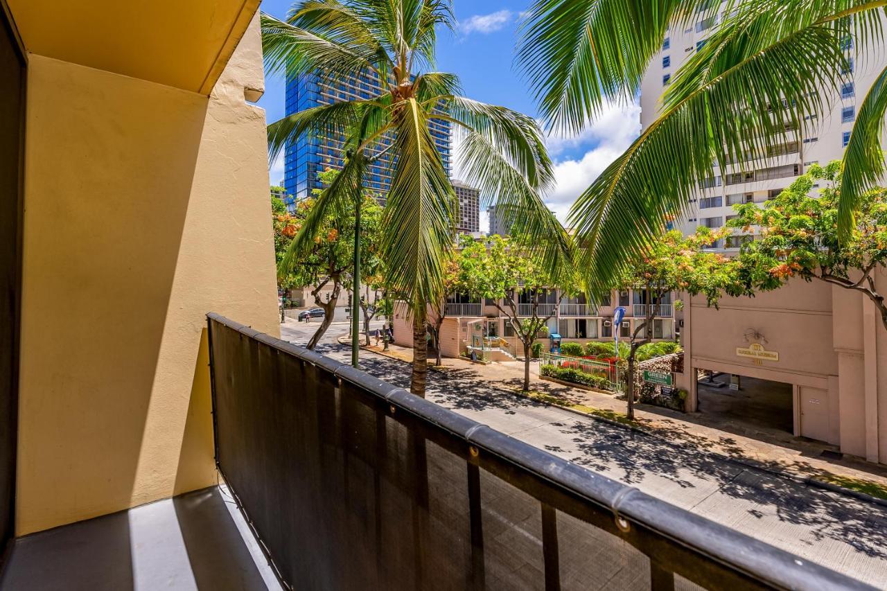 The Bamboo Oasis At Bamboo Waikiki #307 Apartment Honolulu Exterior photo